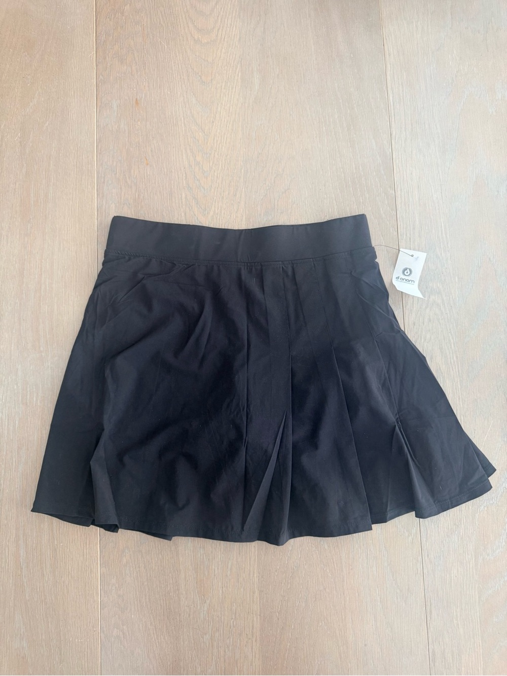 Mono B Black Pleated Athletic Skort Skirt Built in Shorts.